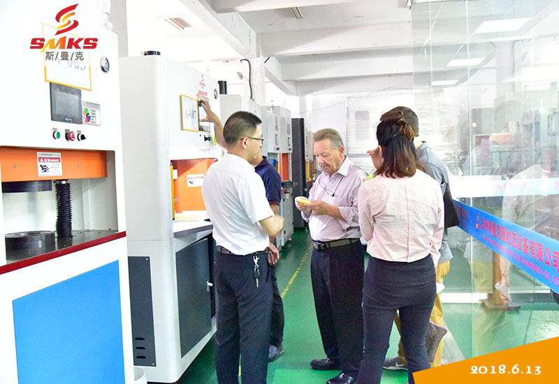 1529399667418563.jpeg 1-1P613112533464.jpg