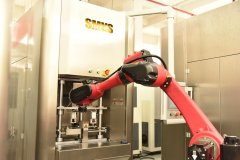 斯曼克磨粒流微孔拋光機(jī)實(shí)現(xiàn)自動(dòng)化生產(chǎn)，并打破多項(xiàng)技術(shù)壁壘！